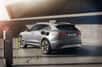 Avec des ventes en berne, Jaguar connaît une période difficile. Le constructeur Jaguar-Land Rover peut compter sur sa seconde marque, dédiée au 4x4, pour sauver les meubles le temps de relancer Jaguar.