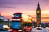 À Londres, Big Ben désigne la cloche qui sonne dans la tour de l'Horloge du palais de Westminster, siège du Parlement. C'est le monument préféré des Britanniques. Sa cloche résonne chaque jour depuis 1859. Pour cause de travaux, Big Ben est muet depuis le 21 août 2017.