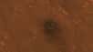 Les images d'InSight posé sur le sol de Mars vu depuis le ciel martien étaient attendues. Plus pour leur caractère ludo-éducatif que pour un intérêt scientifique. Et cette série de clichés, nous la devons à la caméra HiRISE de la sonde Mars Reconnaissance Orbiter (MRO) qui les acquises les 6 et 11 décembre. Découvrez-les avec nos explications !