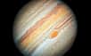 La sonde Juno a fait des observations concernant le champ de gravité de Jupiter qui précise sa structure interne. Cette structure ne cadre pas avec les modèles de formation de la géante, sauf à faire intervenir une collision avec un embryon planétaire rocheux de 10 masses terrestres il y a plus de 4,5 milliards d'années.