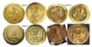 Des pièces de monnaie frappées sous le règne de Constantin IX. Sur la dernière pièce, en bas à droite, les flèches rouges&nbsp;montrent les deux étoiles.&nbsp;© Filipovic et al.