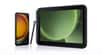 Samsung présente deux nouveaux appareils robustes, le Galaxy XCover 7 Pro et la Tab Active5 Pro. Conçus avec une protection de niveau militaire, ils sont destinés à tous ceux dont les smartphones ne résistent pas à leur quotidien.