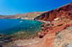 Les paysages volcaniques de l'île de Santorin ont été secoués en février par une série de séismes qui ont fait craindre un réveil du volcan. © santosha57, Adobe Stock