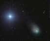 La comète 12P/Pons-Brooks a flirté avec l’étoile Véga. © Dan Bartlett, Apod (Nasa)