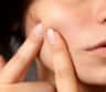 Découvrez le dossier Acné : tout savoir sur l'acné. Un dossier complet pour comprendre les mécanismes de l'acné, connaître les parties du corps touchées, les différents types d'acné, les facteurs favorisants...