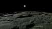 La sonde japonaise Kaguya, en orbite autour de la Lune, a envoyé de remarquables images en haute définition de notre planète semblant se lever et se coucher au-dessus de la surface lunaire.