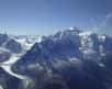 Sous l'action du réchauffement climatique, le pergélisol, ou permafrost, fond, fragilisant les montagnes. Ce week-end, 12.000 m3 de roche se sont détachés du Mont-Blanc. Un phénomène qui devrait s'accentuer dans les prochaines années.
