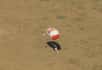 Felix Baumgartner a réussi son saut de 39 km d'altitude. S'élançant depuis un ballon d'hélium, il a atteint en chute libre 1.173 km/h, avant de déployer son parachute et d'atterrir en douceur. Mais a-t-il franchi le mur du son ?