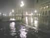 Venise est sous les eaux. Dans la nuit du 12 février, la ville a connu une acqua alta exceptionnelle. La hauteur d’eau est de 1,43 m dans le centre historique, qui a pris quelque temps l'aspect d'une banquise...