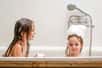 La fréquence à laquelle votre enfant a besoin d'un bain dépend de son âge et de ses activités. © korisbo, Adobe Stock
