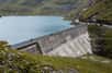 Une centrale hydroélectrique est composée d'un barrage mais pas seulement. Découvrez son fonctionnement en détail.
