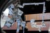 Dextre, sorte de main robotisée installée sur la Station spatiale, a réussi sa première tâche officielle en déchargeant deux éléments de la charge utile qui se trouvaient dans la partie non pressurisée du véhicule spatial japonais HTV-2, récemment amarré à l’ISS.
