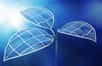 Le concept de la feuille bionique capable de reproduire la photosynthèse n’est pas nouveau. Toutefois, la dernière version conçue par des chercheurs de l’université d’Harvard, aux États-Unis, est dix fois plus efficace que la photosynthèse naturelle. Elle peut non seulement servir à alimenter des piles à combustible mais aussi produire différents combustibles liquides. Le système serait suffisamment abouti pour envisager des applications commerciales.
