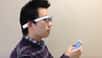 Une application, développée par des chercheurs, envoie dans les lunettes Google Glass une vue agrandie de l'écran d'un smartphone et permet d'y naviguer avec des mouvements de tête. Le système, conçu pour des malvoyants, pourrait évoluer et servir à des personnes n’ayant pas de problème de vue.