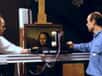 Une étude franco-canadienne utilisant une technique d'imagerie numérique à haute résolution et en couleurs décrypte les énigmes du sourire de la Joconde qui a tant intrigué… Elle promet d'analyser chaque parcelle de la toile et de révéler d'autres secrets des techniques inventées par Léonard De Vinci …