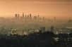 Selon les dernières statistiques de l'Agence de Protection de l'Environnement (EPA), après avoir chuté dans les années 1980, le niveau de smog (ces fumées d'origine humaine stagnant au-dessus des zones urbaines) semble ne plus vouloir diminuer au Etats-Unis.