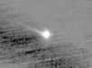 À l'instar des comètes, la planète Mercure possède une queue de gaz dans la direction opposée au Soleil. Une étrange particularité déjà connue que viennent de photographier les sondes solaires Stereo.