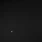 La sonde américaine Messenger, en route pour Mercure, vient de nous envoyer une étonnante image de notre planète et de son satellite naturel perdus au milieu des étoiles, obtenue à l'occasion d'une campagne de recherche d'éventuels vulcanoïdes.