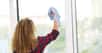 Si vous voulez que votre maison garde un aspect extérieur et intérieur impeccable, il faut entretenir vos fenêtres PVC qui se salissent régulièrement en raison des pollutions, poussières et autres qui s'y incrustent.