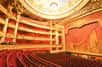 La visite de l'opéra Garnier, à Paris, est l'occasion de découvrir l'un des plus beaux opéras de France. Inauguré le 5 janvier 1875, l'opéra Garnier est en effet un somptueux exemple d'architecture du XIXe siècle. Il est possible de le visiter de trois manières différentes : en visite libre, en visite guidée et en visite guidée thématique.
