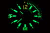 La radioluminescence induite par le tritium est utilisée pour des applications d’urgence – pictogrammes de sécurité, par exemple – ou pour illuminer le cadrant d’une montre-bracelet. © Eric Kilby, Flickr, CC by-sa 2.0