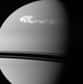 Les observateurs planétaires sont à la fête en cette fin d'année avec un gigantesque cyclone sur Saturne qui ne cesse de grossir.