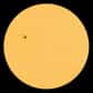 Le Soleil se dirige tranquillement vers le maximum de son cycle d'activité actuel qui porte le numéro 24. En témoigne l'apparition d'une nouvelle tache solaire géante, AR 1476.