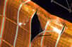 Le panneau solaire déchiré de la Station Spatiale Internationale a été réparé avec succès samedi 3 novembre 2007 au cours d'une sortie de 7 heures 19 minutes, une des plus risquées jamais entreprises en raison de la nature totalement imprévisible de l'incident et de ses conséquences.