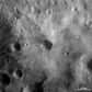 En orbite autour de Vesta depuis le mois de juillet 2011, la sonde Dawn continue de collecter photographies et informations sur Vesta, l'un des membres les plus imposants qui forment la ceinture d'astéroïdes entre Mars et Jupiter.