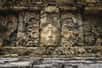 Sculpture en bas-relief du roi maya au palais du site archéologique de Palenque, Chiapas, Mexique. © Loes Kieboom, Adobe Stock