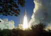 Ce soir, une Ariane 5 s'élancera avec plus de 10 tonnes dans sa coiffe, embarquant deux satellites de télécommunications. Sky Muster sera le premier mis en orbite par Arianespace pour le compte de l’opérateur australien NBN, propriété du Commonwealth d’Australie. Arsat-2 sera quant à lui le deuxième de la série de l'opérateur argentin Arsat, après le lancement réussi d’Arsat-1 en octobre 2014.