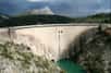 Le barrage de Bimont, dans le massif provençal de la Sainte-Victoire, produit&nbsp;9 GWh d'hydroélectricité par an.&nbsp;© Bube09, Flickr, cc by nc sa 2.0