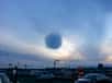 Dans certains pays du monde, d'étonnantes boules nuageuses ont été photographiées ces dernières années. Ressemblant à des nuages de BD ou de dessins animés, ces formations sont-elles réellement possibles ?