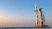 Le Burj al-Arab, à Dubaï, un hôtel aux allures de voilier