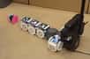 Des chercheurs de l'université Cornell ont développé un robot modulaire capable de percevoir son environnement et de prendre des formes différentes de manière autonome afin d'accomplir diverses tâches.