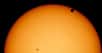 Le transit de Vénus devant le Soleil est un phénomène astronomique particulièrement rare tout en étant observable à l'œil nu. Le prochain est prévu le 6 juin 2012.