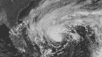 La tempête tropicale Nicole, extrêmement large, va frapper la Floride en catégorie d'ouragan ces prochaines heures : nous sommes à la fin de la saison cyclonique et cela fait 40 ans qu'un ouragan n'a pas touché les États-Unis aussi tard dans l'année.