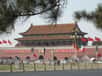 La Cité interdite est le nom donné au palais impérial, édifice principal de la Cité impériale de Pékin. Véritable bijou architectural, la Cité interdite existe depuis 1406, soit plus de 600 ans, et se compose majoritairement de bois.