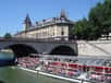 Lors d'une croisière sur la Seine à Paris, vous pourrez admirer les monuments les plus symboliques de la Ville des Lumières. Prêts à embarquer ?