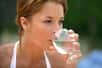Boire 1,5 litre d’eau par jour équivaut à boire huit verres. © auremar, Fotolia