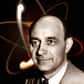 Enrico Fermi est né le 29 septembre 1901 à Rome. Considéré comme le dernier physicien universel, il a accompli des travaux de tout premier ordre aussi bien en théorie qu'en physique expérimentale.
Enrico Fermi
Ses contributions les plus célèbres sont en physique nucléaire et la création de la toute première pile atomique en 1942. On lui doit cependant d'importants travaux en relativité générale, en électrodynamique quantique et dans la théorie des particules élémentaires.
Ainsi la théorie de la radioactivité bêta, la physique des réactions nucléaire avec des neutrons sont ses découverte les plus marquantes qui lui vaudront le Prix Nobel. Ses travaux sur le neutrinos, un système particulier de coordonnées très pratique en Relativité Générale, la découverte de la statistique quantique qui porte son nom et ses dernières investigations sur les pions et les états excités du proton assurent déjà son immortalité dans l'histoire de la physique.
Il est mort à Chicago le 28 novembre 1954.
Conference Nobel