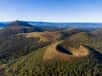 Vue du Puy de Pariou et du Puy de Dôme. © Lurri, Adobe Stock