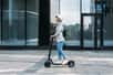 Vous hésitez entre plusieurs modèles de trottinettes électriques Xiaomi ? La marque propose une large gamme adaptée à différents profils d’utilisateurs, que ce soit en termes de puissance, d’autonomie ou de budget. Pour vous aider à faire le bon choix, voici les meilleures trottinettes Xiaomi disponibles actuellement.
