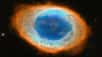 Cette vidéo combine des images de la Voie lactée prises dans le cadre du Digitized Sky Survey 2, par Hubble et le Large Binocular Telescope Observatory (LBTO). On y découvre une des nébuleuses les mieux connues et les plus facilement observables. C’est parti pour un voyage en direction de la nébuleuse de la Lyre.