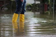 Inondation d’un quartier construit dans une ancienne zone humide après une crue de la rivière Aa. © Rico Löb, Fotolia