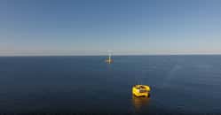 La plateforme Sealhyfe permettra de produire de l’hydrogène en mer, à partir d’une électricité produite par une éolienne offshore flottante. © Lhyfe