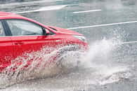L'aquaplaning entraîne une perte de contrôle du véhicule qui peut créer un accident. © Tricky Shark, Adobe Stock
