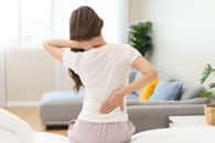 Distinguer entre la douleur musculaire et articulaire est crucial pour déterminer le plan de traitement approprié. © KMPZZZ, Adobe Stock