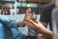 Dry January : relever le défi de ne pas boire d'alcool pendant un mois. © Pormezz, Adobe stock