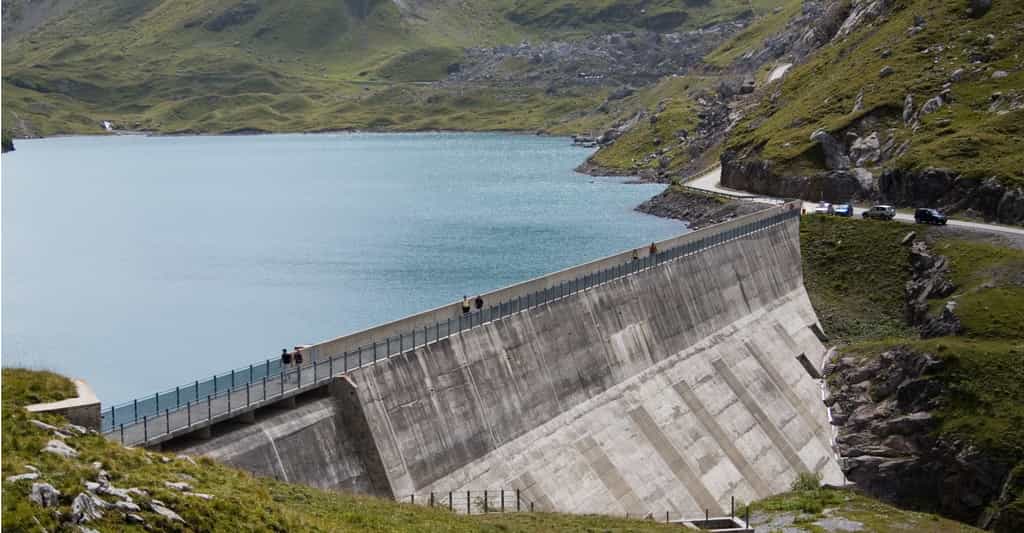 L'énergie hydraulique est la principale source renouvelable. Ici le barrage de Sanetsch, dans le canton du Valais, en Suisse. © Ludovic Péron, CC by-sa 2.5